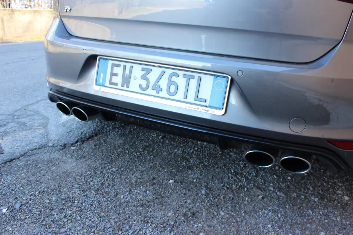 Volkswagen Golf R 5 porte | test drive #AMboxing (50)