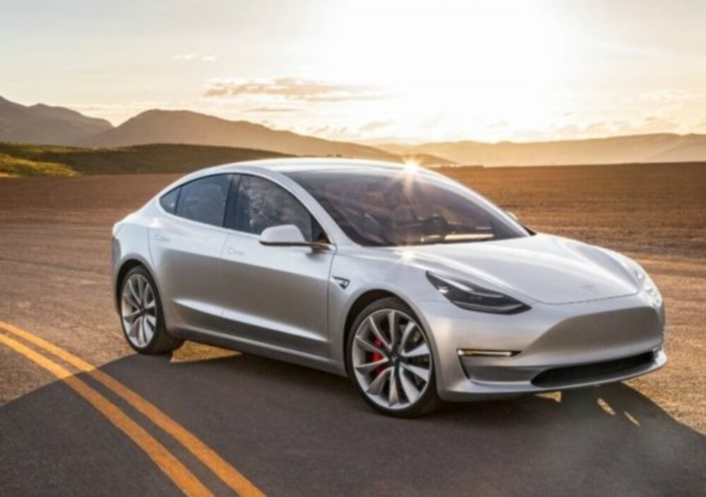 La tanto attesa Tesla Model 3