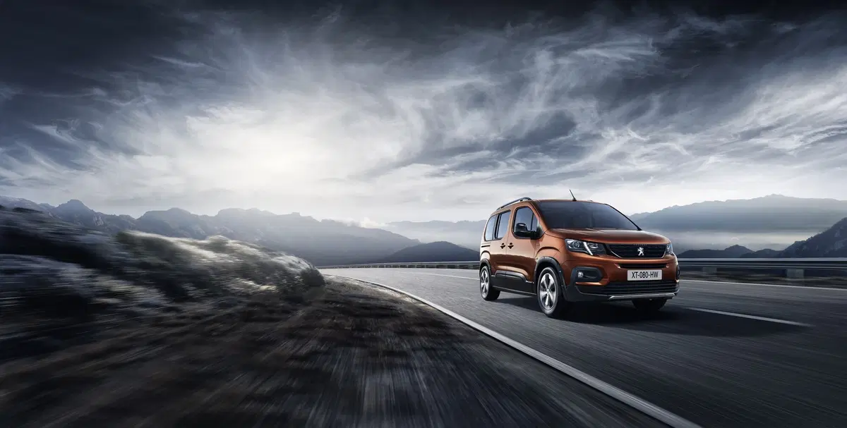 Peugeot Rifter 2018, ecco i prezzi della nuova generazione (6)
