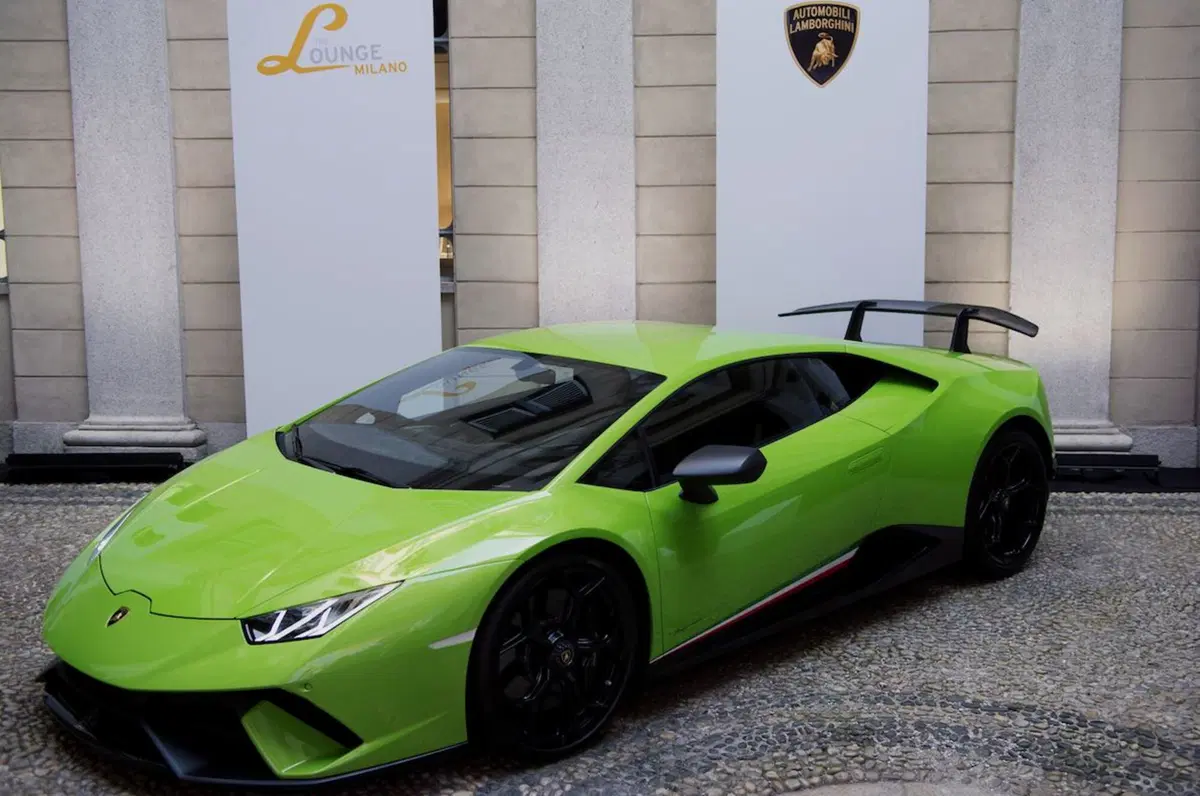 Milano Moda Uomo 2018, Collezione Automobili Lamborghini: primavera estate 2019 (5)