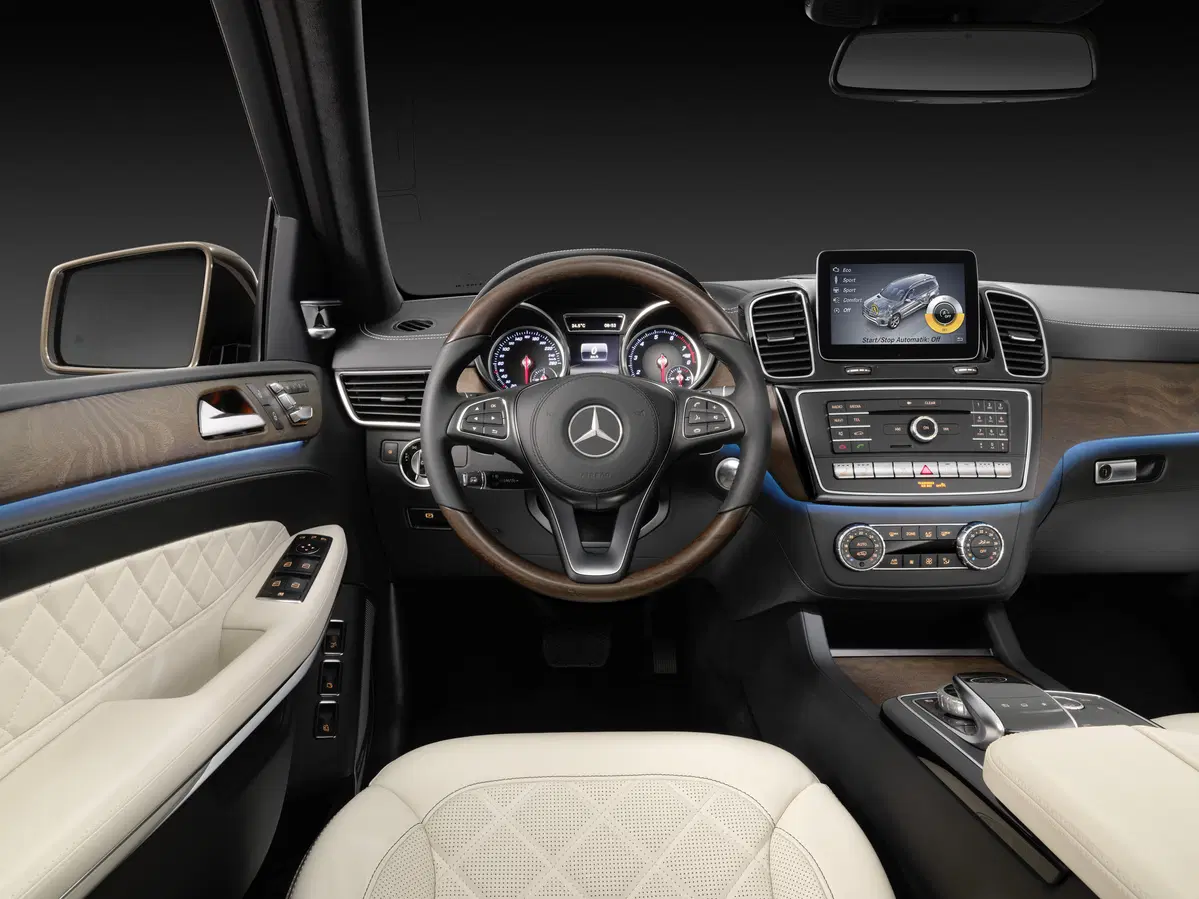 Mercedes-Benz GLS (2015-19) (11)