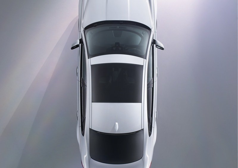 Jaguar XF (2015-->>) (31)