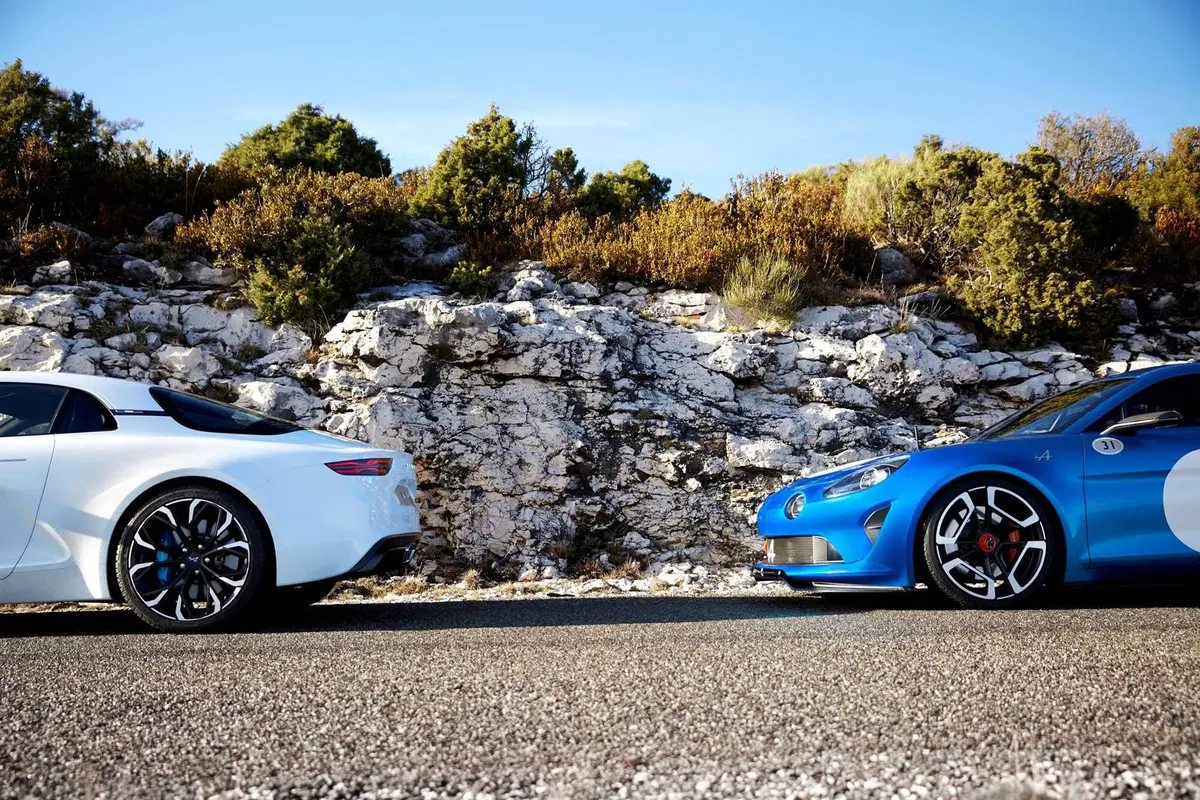 Alpine Vision: il concept anticipa la sportiva francese (6)