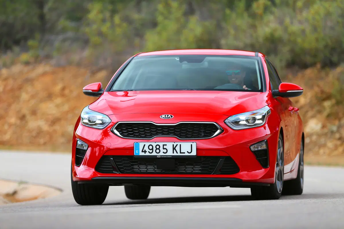 Kia CEED 2018 | Tanta sostanza e poche pretese. Anche in pista! [Video] (3)