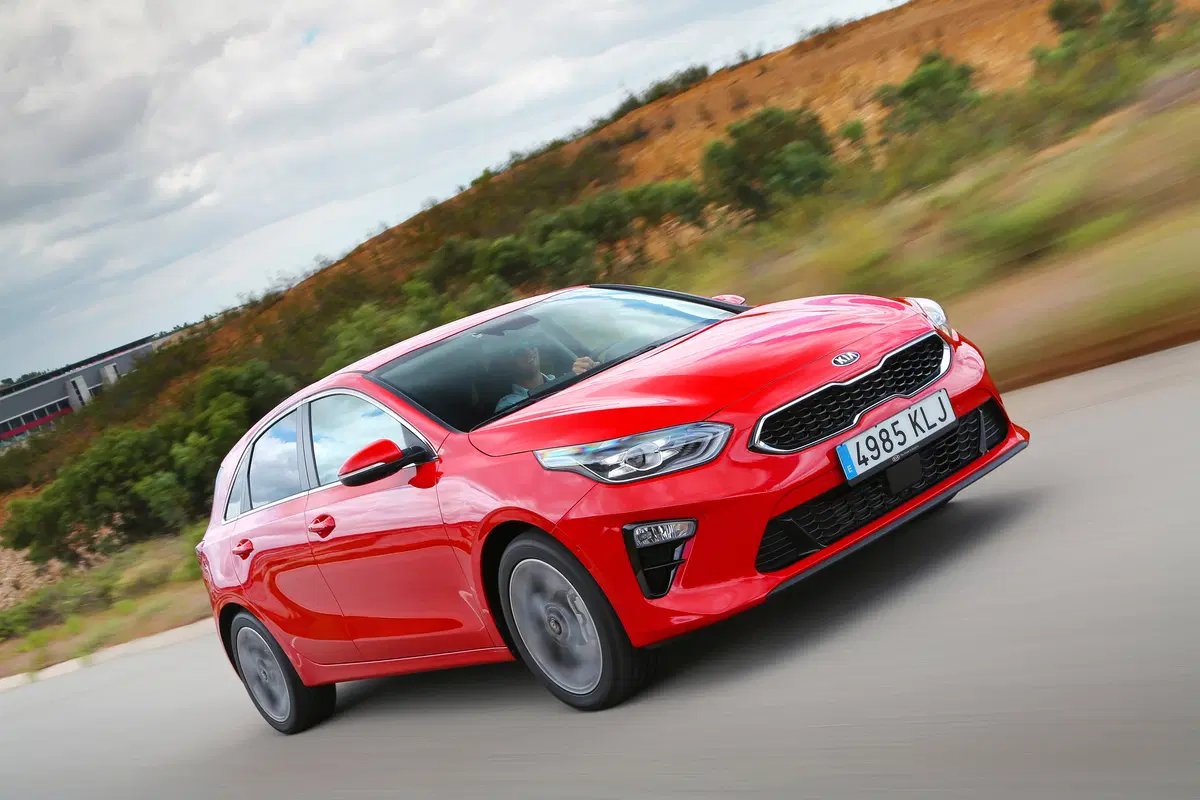 Kia CEED 2018 | Tanta sostanza e poche pretese. Anche in pista! [Video] (8)