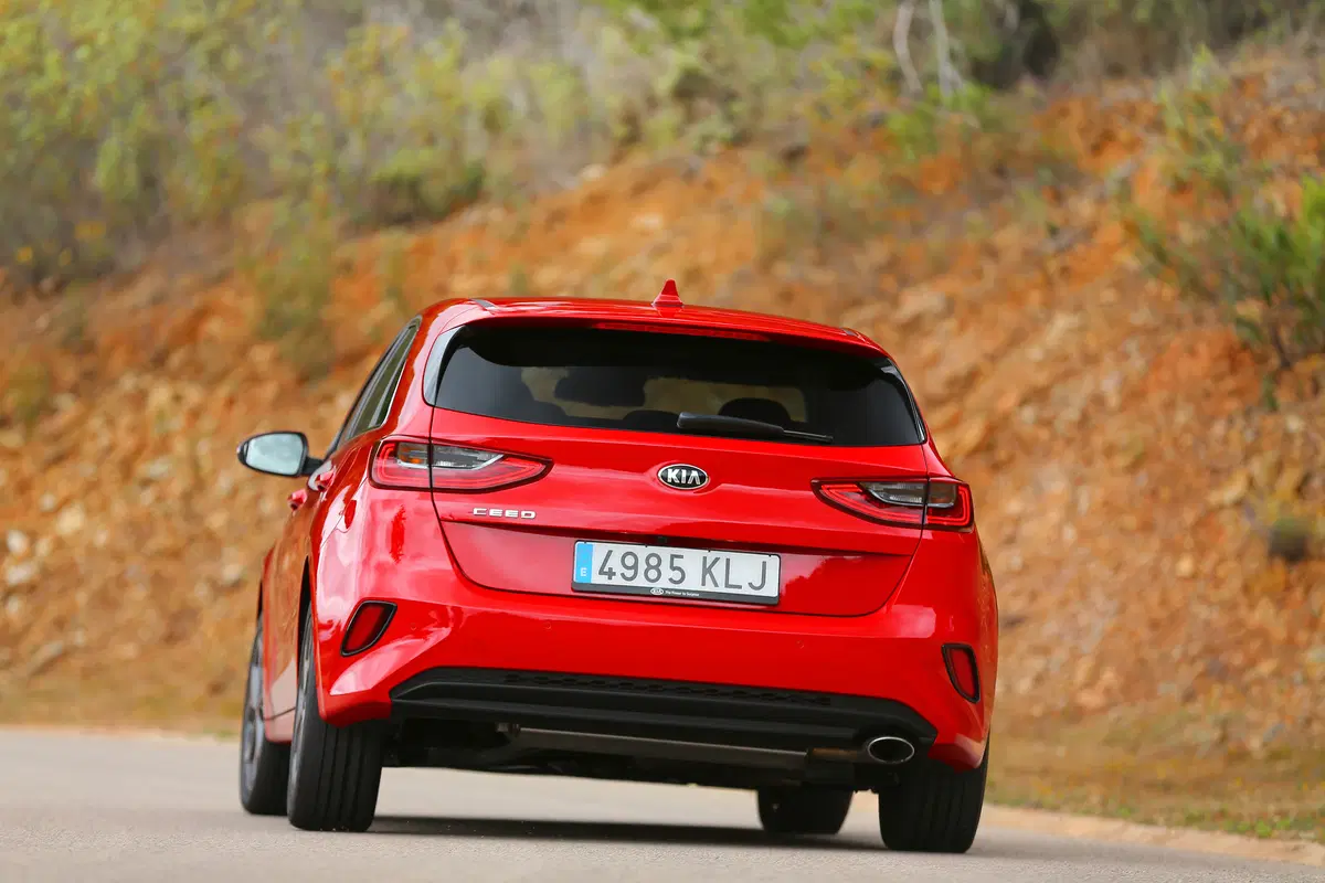 Kia CEED 2018 | Tanta sostanza e poche pretese. Anche in pista! [Video] (10)