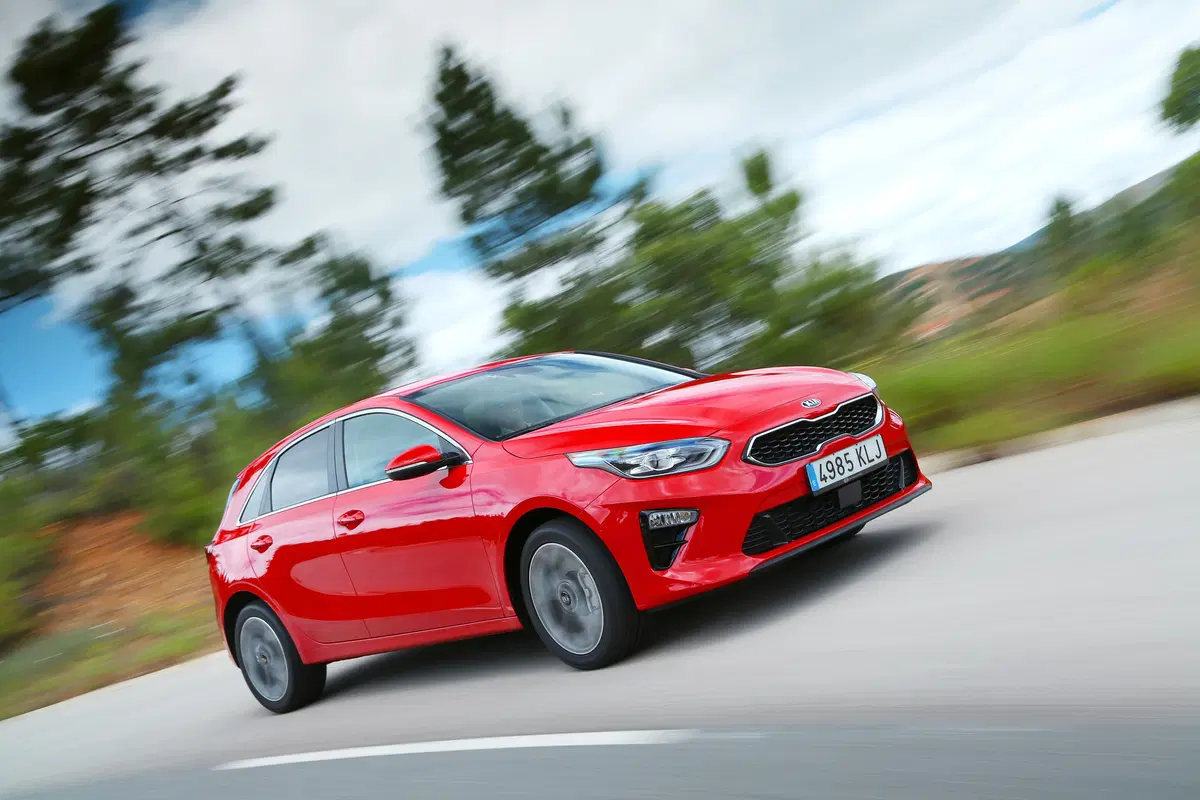 Kia CEED 2018 | Tanta sostanza e poche pretese. Anche in pista! [Video] (9)