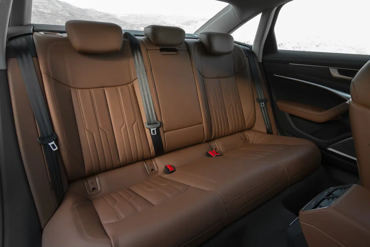 Audi A6 (2018-25) (16)