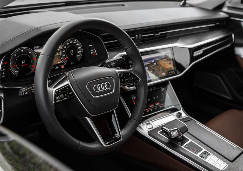 Audi A6 (2018-->>) (15)