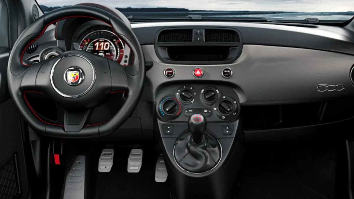 Abarth 695 1.4 t-jet Turismo 180cv auto (29)