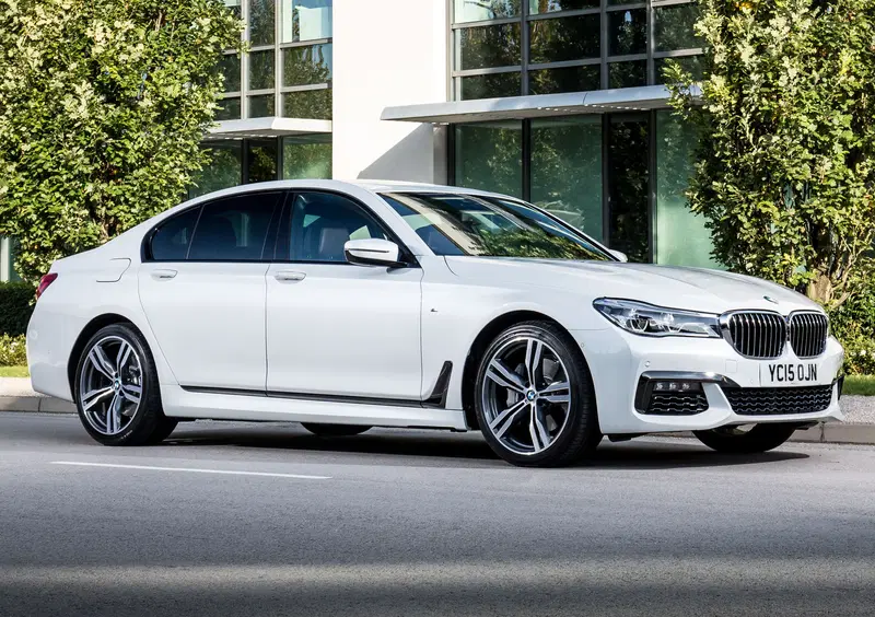 BMW Serie 7 (2015-23) (8)