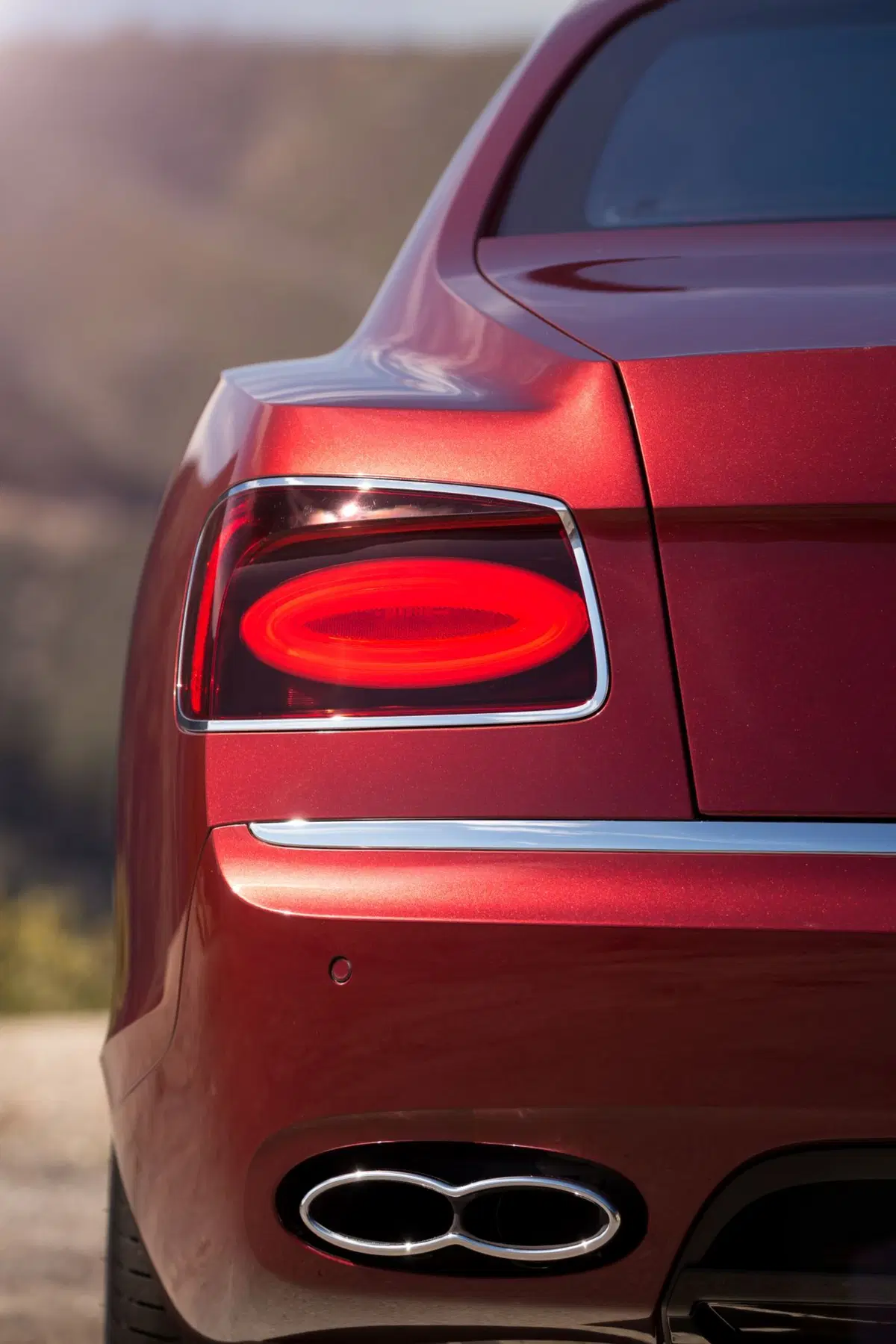 Bentley Flying Spur V8 S, sportivamente british (7)