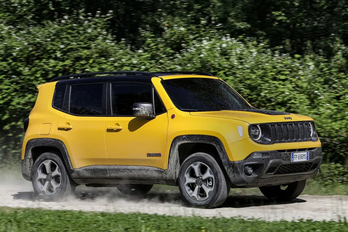Jeep Renegade 2019 | Fari Full-LED e motore 3 cilindri 1.0 120 CV [Video] (22)