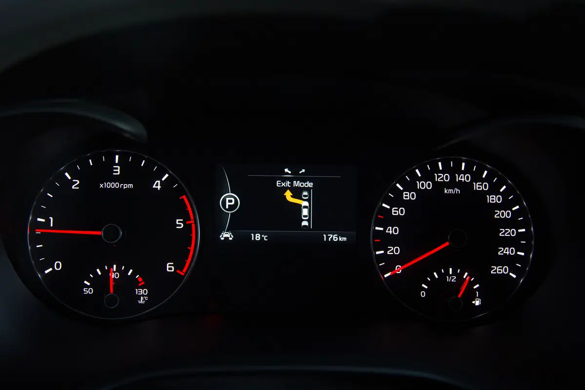 Kia Optima Sportswagon, la super station coreana fa tremare i tedeschi (15)
