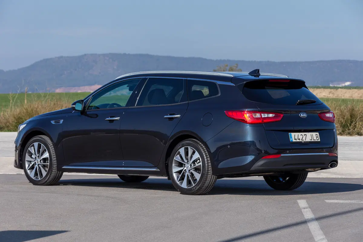 Kia Optima Sportswagon, la super station coreana fa tremare i tedeschi