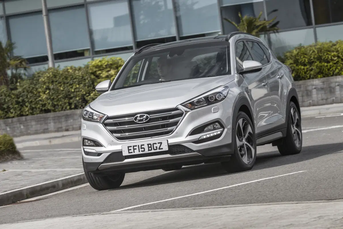 Hyundai Tucson 1.6 CRDi 136CV 48V XLine (25)