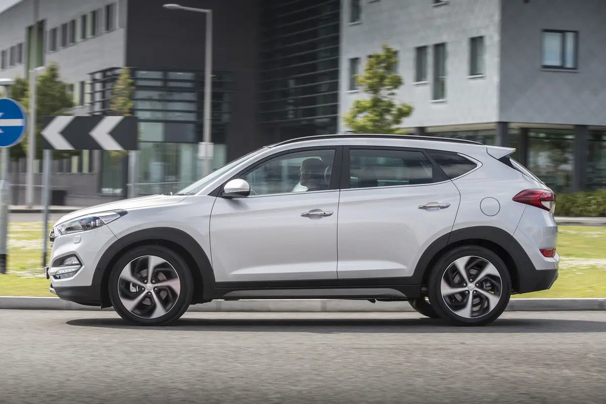 Hyundai Tucson 1.6 CRDi 136CV 48V XLine (26)