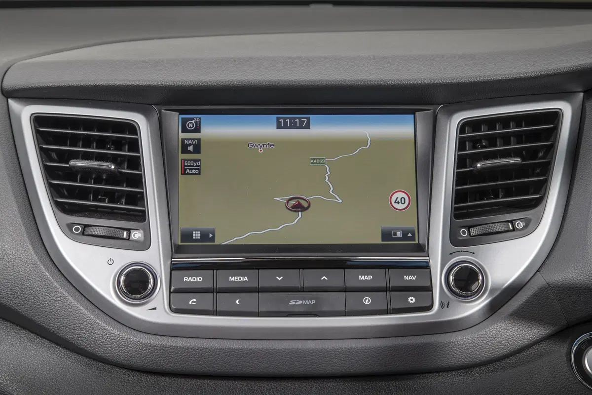 Hyundai Tucson 1.6 CRDi 136CV 48V XLine (41)