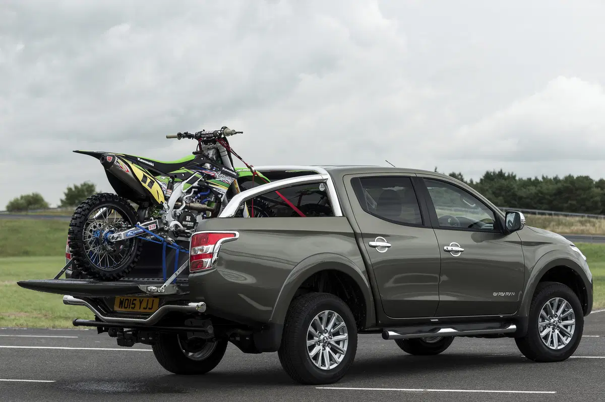 Mitsubishi L200 (2014-15) (12)