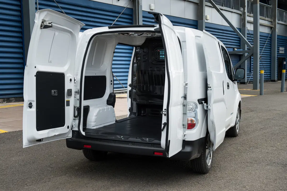 Nissan e-NV200 (2014-22) (14)