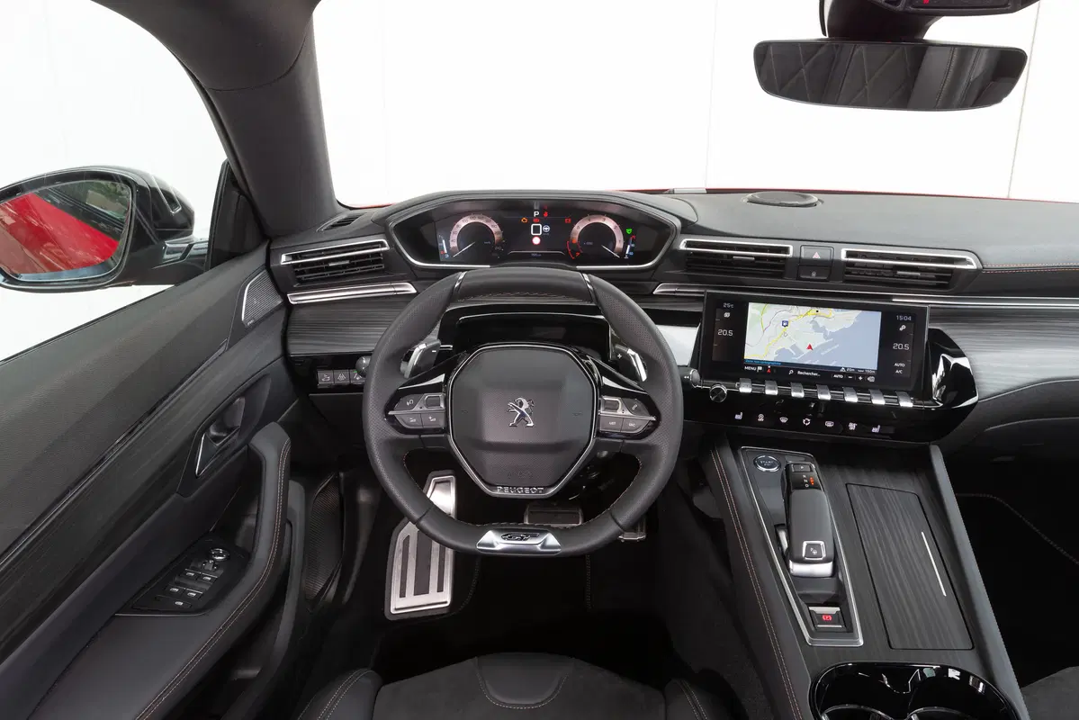 Peugeot 508 2018 | la berlina che fa il verso alla coupé, non solo nel look (26)