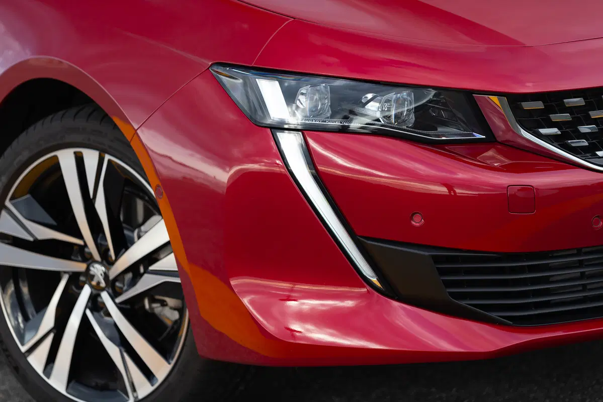 Peugeot 508 2018 | la berlina che fa il verso alla coupé, non solo nel look (37)
