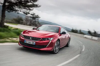 Peugeot 508 2018 | la berlina che fa il verso alla coup&eacute;, non solo nel look [Video]