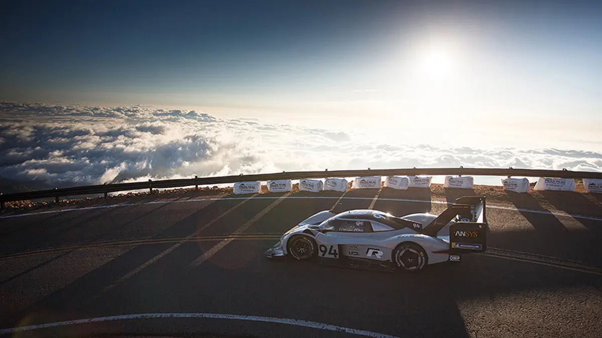 Volkswagen I.D. R conquista la Pikes Peak 2018. E' la prima volta per un'elettrica (12)