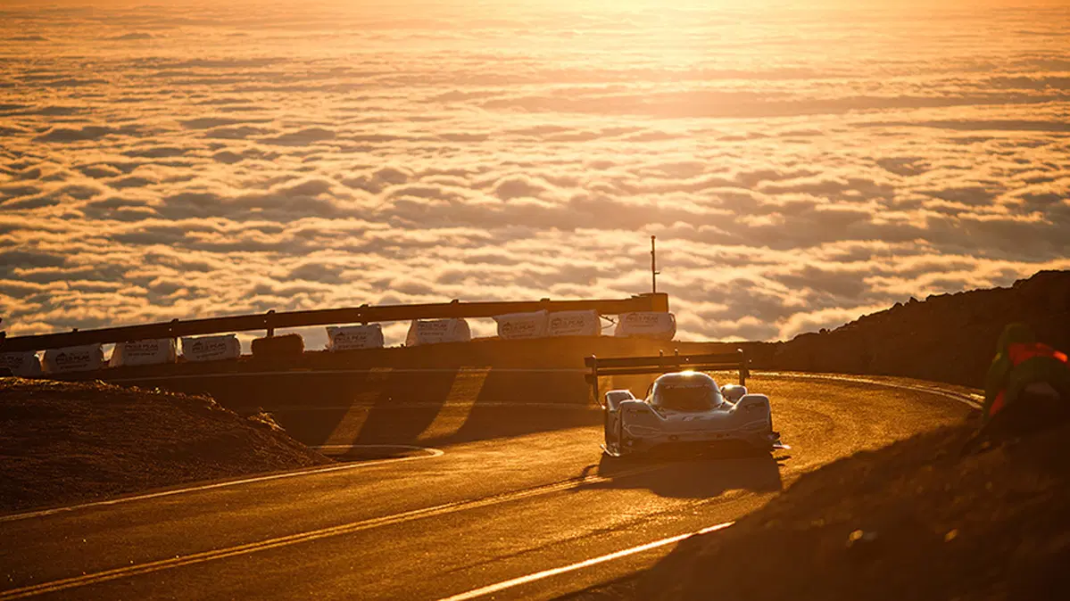 Volkswagen I.D. R conquista la Pikes Peak 2018. E' la prima volta per un'elettrica (14)