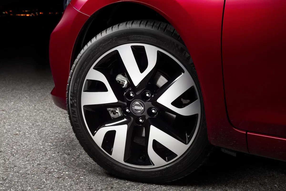 Nissan Pulsar (2014-19) (3)