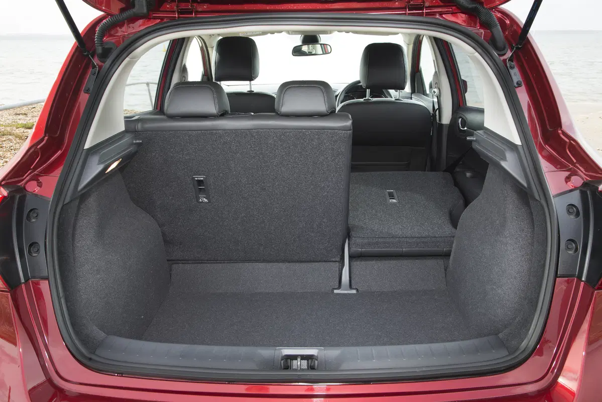 Nissan Pulsar (2014-19) (6)