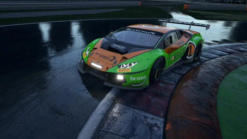 Assetto Corsa Competizione, online e novit&agrave; 
