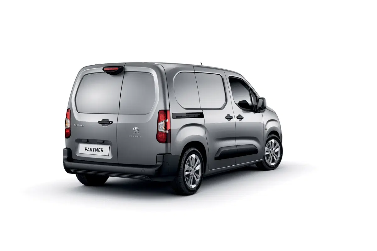 Peugeot Partner, il van francese si rinnova [Foto e dettagli] (5)