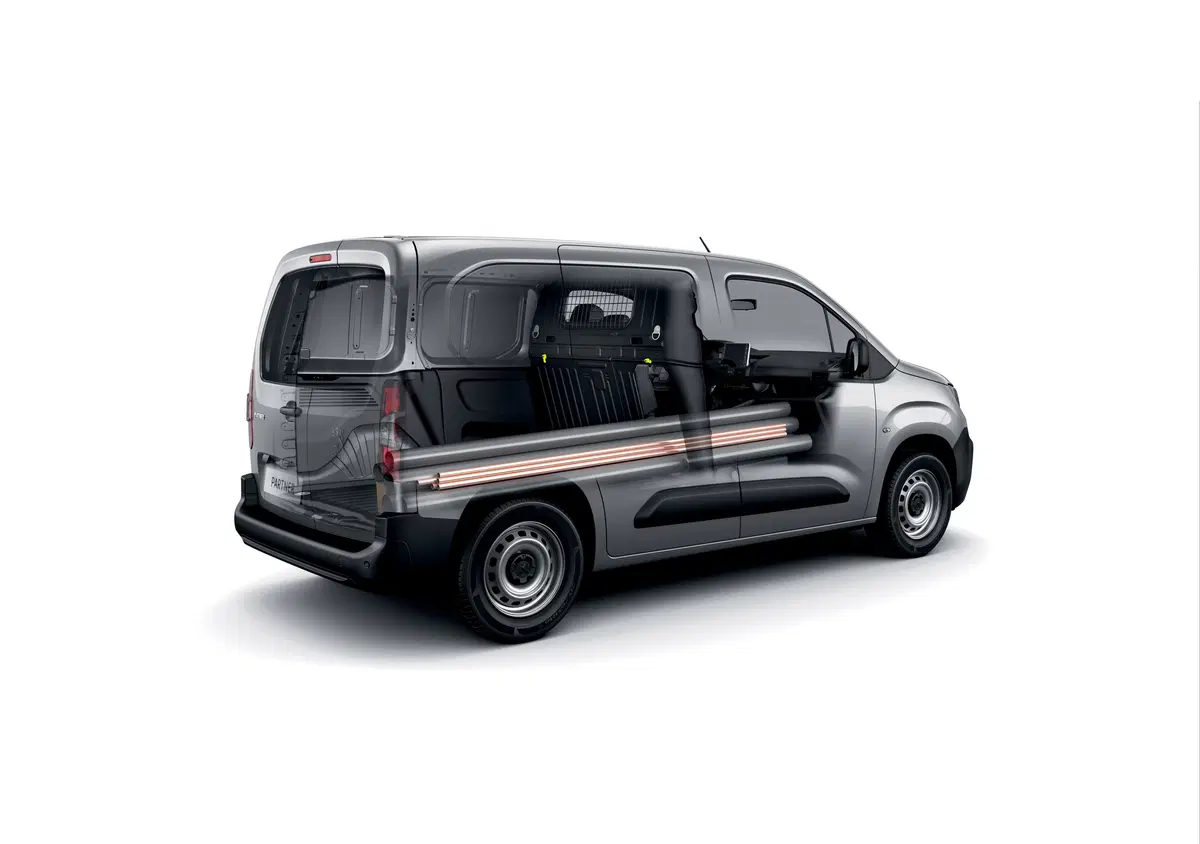Peugeot Partner, il van francese si rinnova [Foto e dettagli] (9)