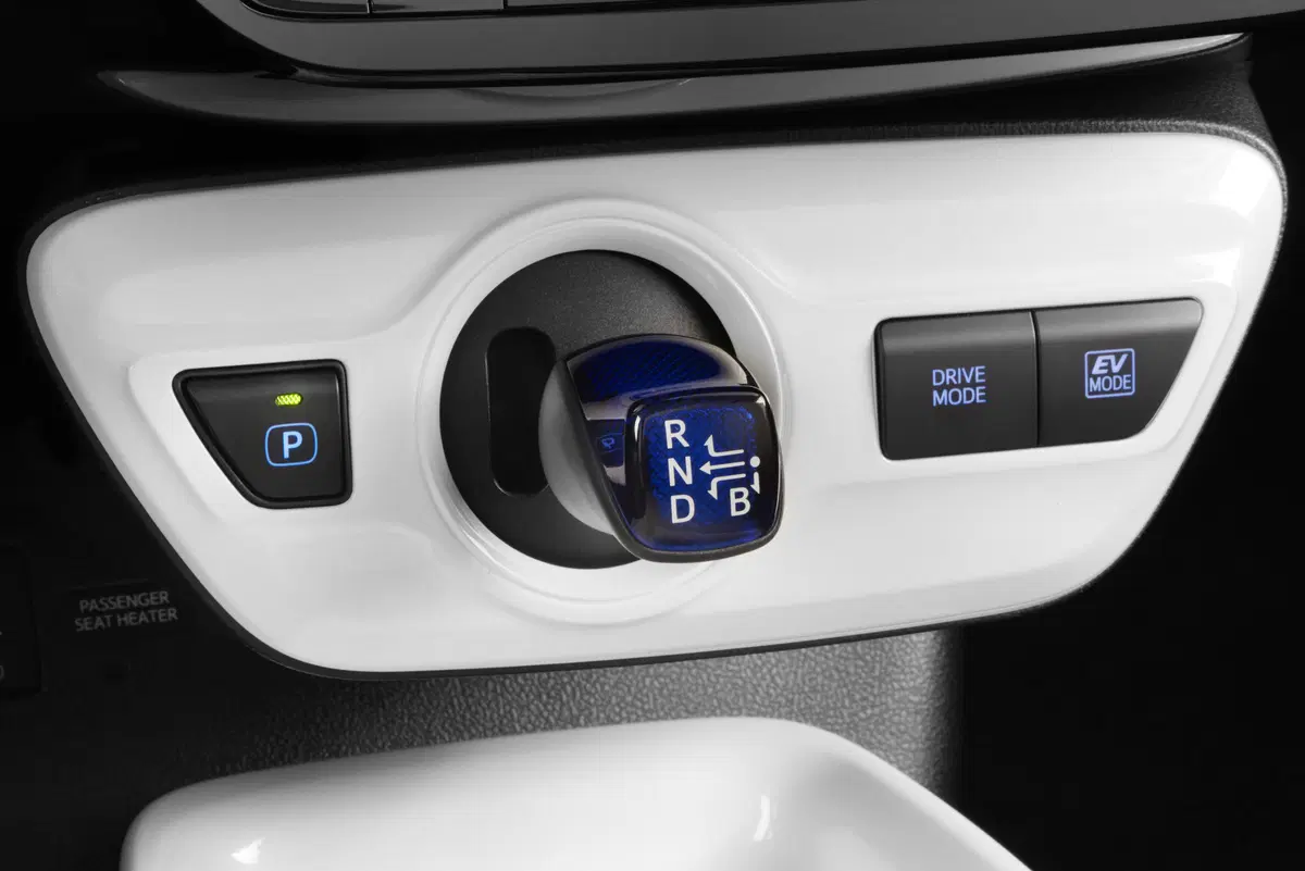 Nuova Toyota Prius 2016 [Video] (22)