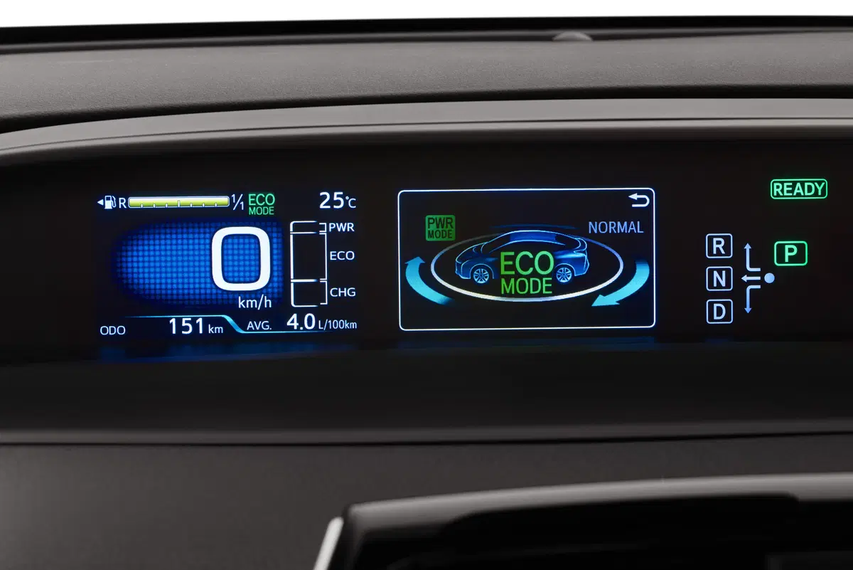 Nuova Toyota Prius 2016 [Video] (25)