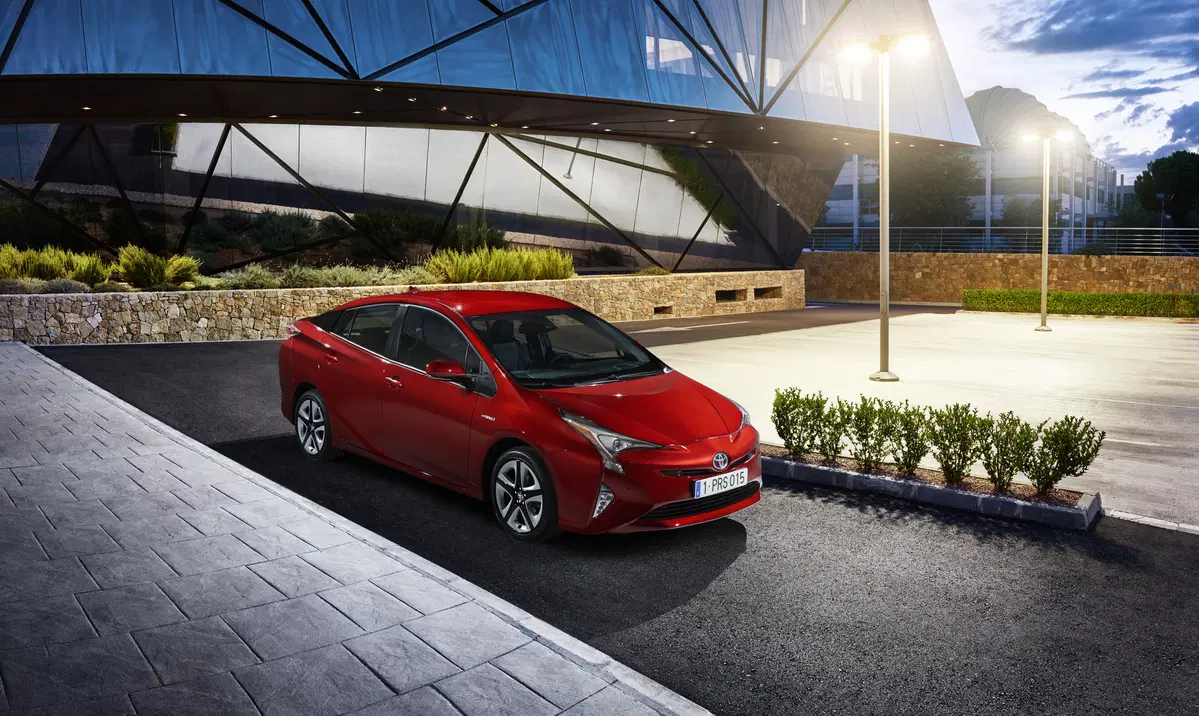 Nuova Toyota Prius 2016 [Video] (18)