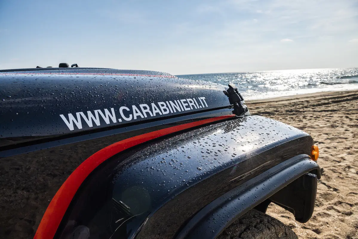 Marchionne consegna ai Carabinieri una Jeep Wrangler in livrea (4)