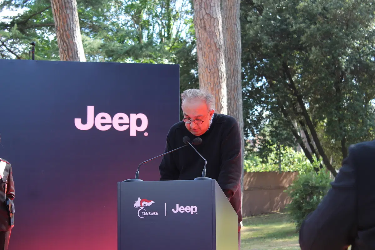 Marchionne consegna ai Carabinieri una Jeep Wrangler in livrea (21)