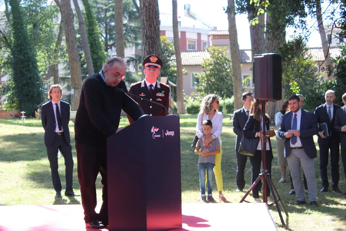 Marchionne consegna ai Carabinieri una Jeep Wrangler in livrea (28)