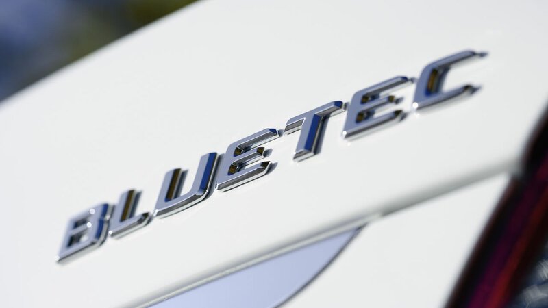 Mercedes, motori diesel BlueTEC sotto accusa. Negli USA parte la class action