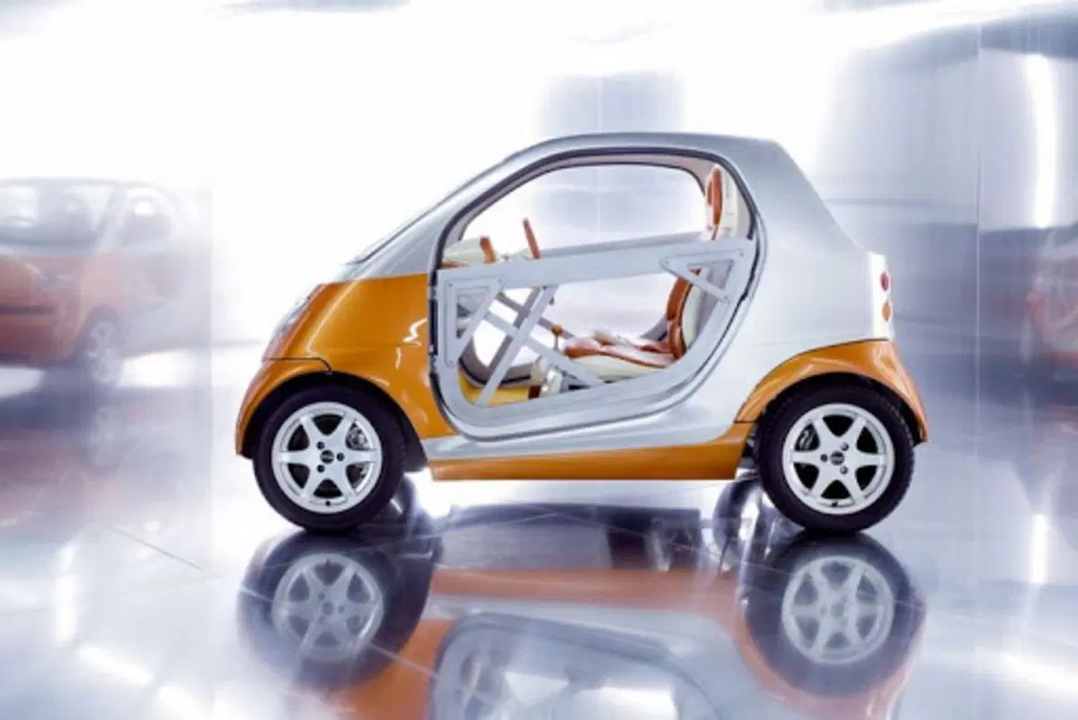 Smart, 20 anni fa nasceva la city car voluta da Mr Swatch (8)