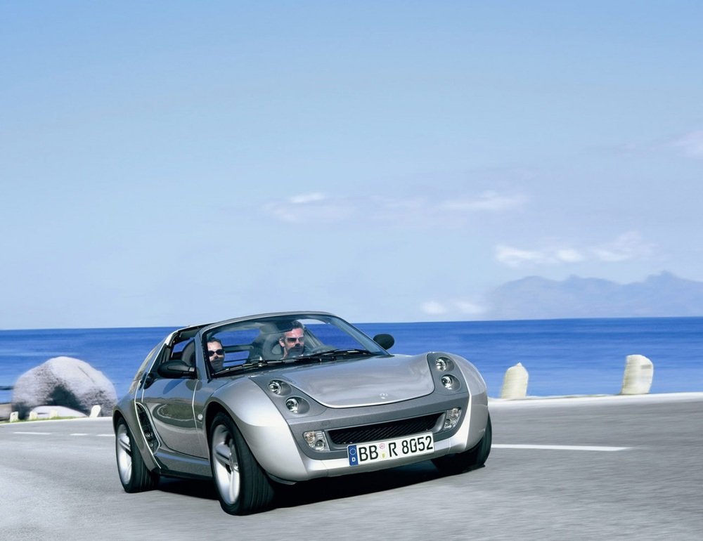 Accattivante ma poco fortunata: la smart roadster del 2003