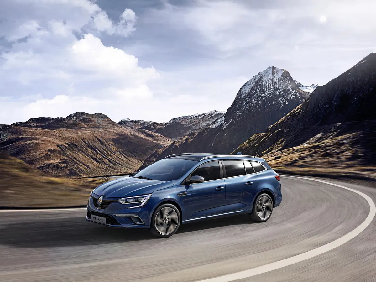 Nuova Renault Megane Sporter: svelata la sw francese (2)