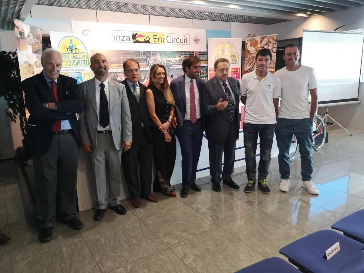 Automobilisti e Ciclisti, La campagna sicurezza di Gallarate per il rispetto di chi pedala (4)