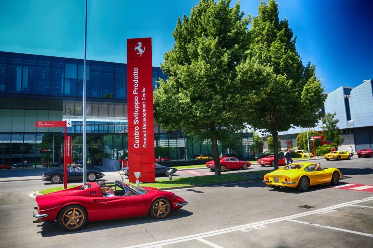 Ferrari Dino, raduno record per i 50 anni (2)