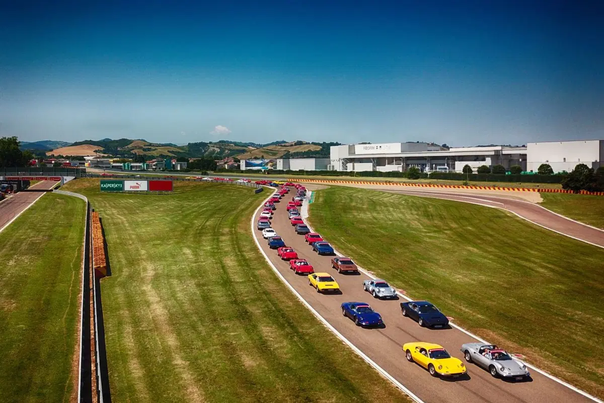 Ferrari Dino, raduno record per i 50 anni (11)