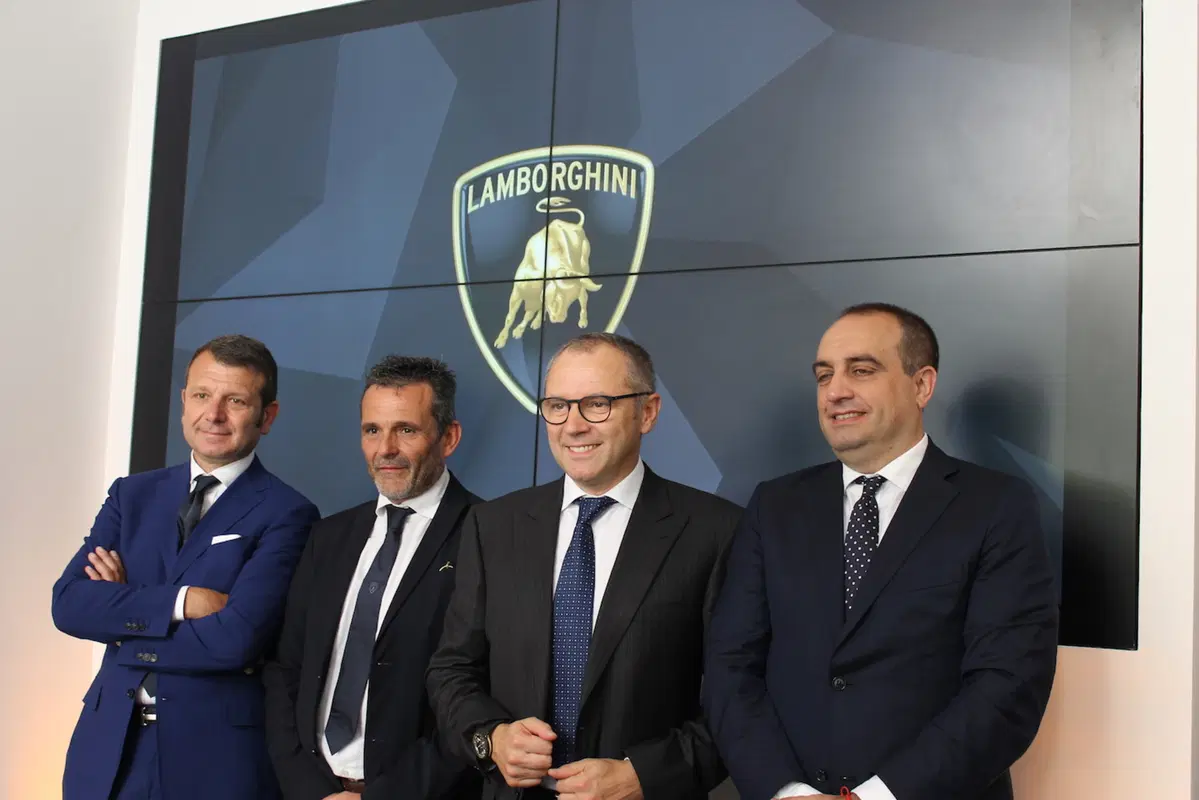 Un Toro nel centro di Roma: Lamborghini apre lo showroom nella Capitale (9)