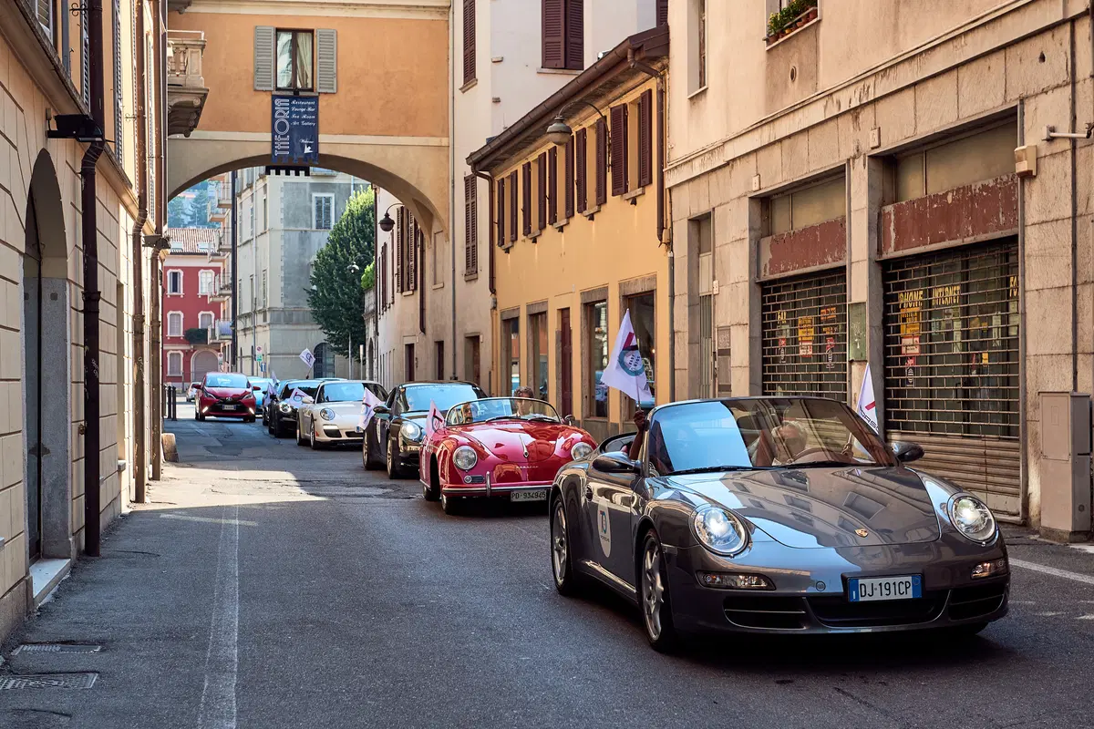 70-esimo Porsche: Sportscar Together – The Italian Tour Lombardia [video] (7)