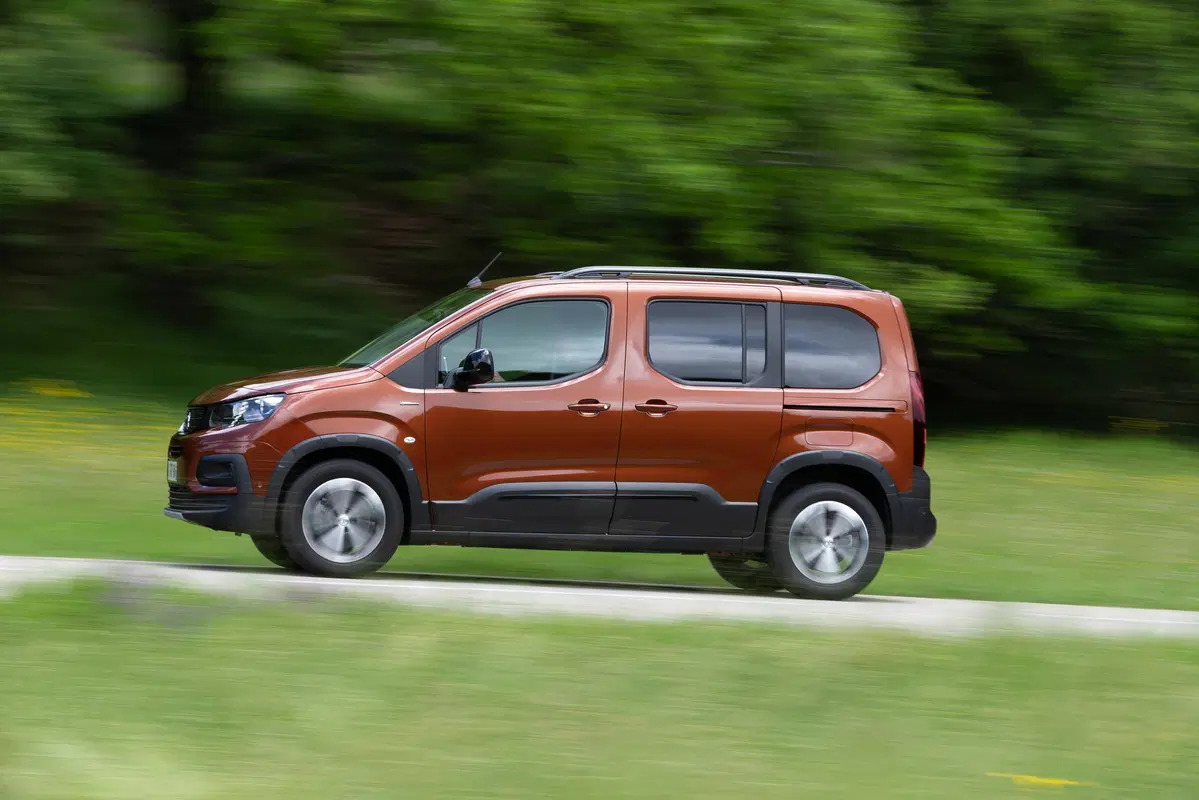 Peugeot Rifter Mix XL 1.5 bluehdi 100cv Allure S&S (2)